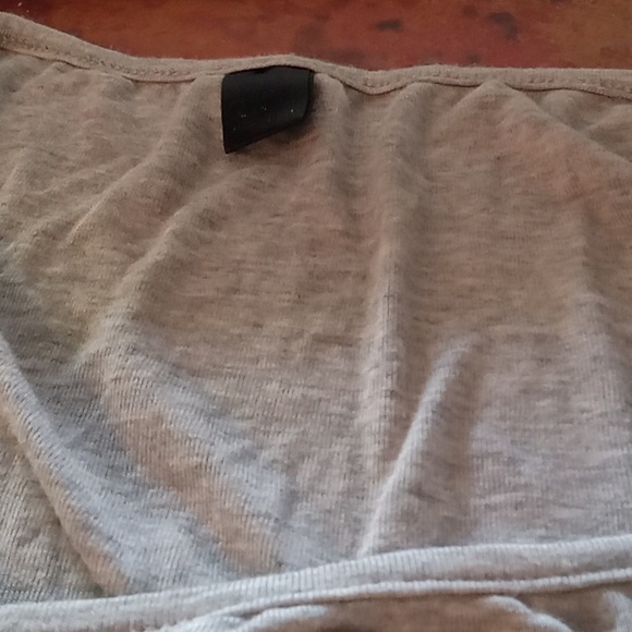 Top - Picture 2 of 3